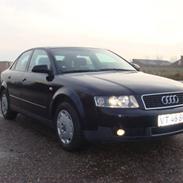 Audi A4 Limousine 