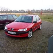 Peugeot 306