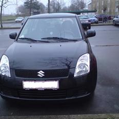 Suzuki suzuki swift