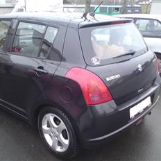 Suzuki suzuki swift