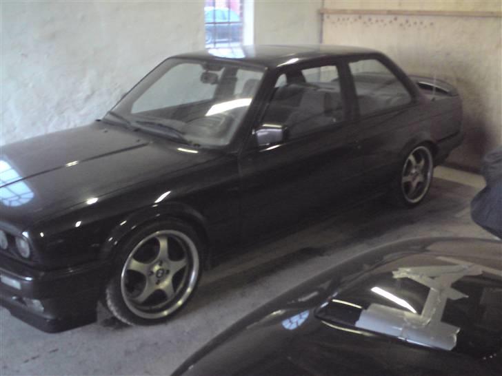 BMW E30 - V8  - Nu med 17"  Borbet T billede 11