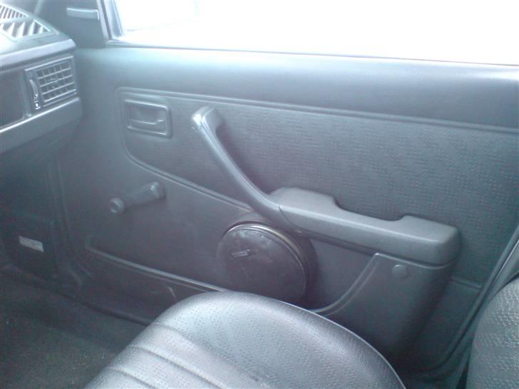 Opel Kadett Stc Diesel  (DØD) - Den eneste Højtaler jeg har. :) billede 11