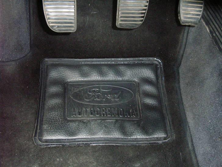 Ford Sierra Cosworth 2WD. - Org. bundmåtter fra 89 og ja import fra Italien. billede 12