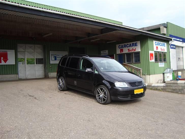 VW Touran TDI -SOLGT billede 1