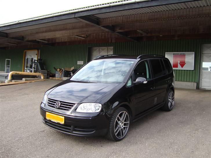 VW Touran TDI -SOLGT billede 2