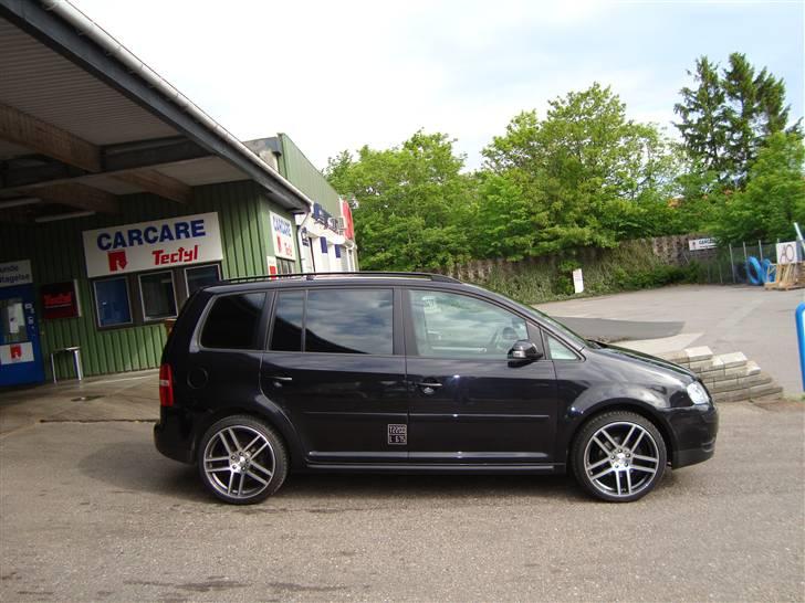 VW Touran TDI -SOLGT billede 3