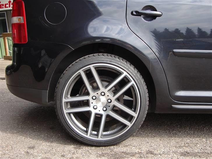 VW Touran TDI -SOLGT billede 4