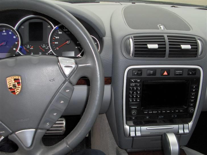 Porsche Cayenne 4,5 V8 solgt billede 10