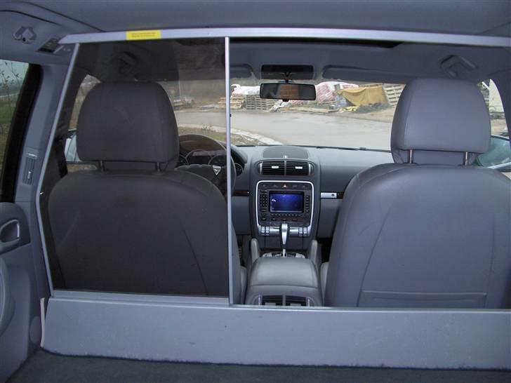 Porsche Cayenne 4,5 V8 solgt billede 13