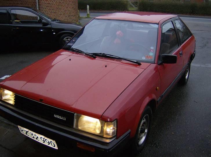 Nissan cherry kører min mor i nu billede 4