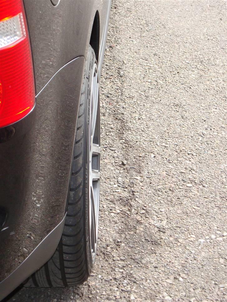 VW Touran TDI -SOLGT billede 6