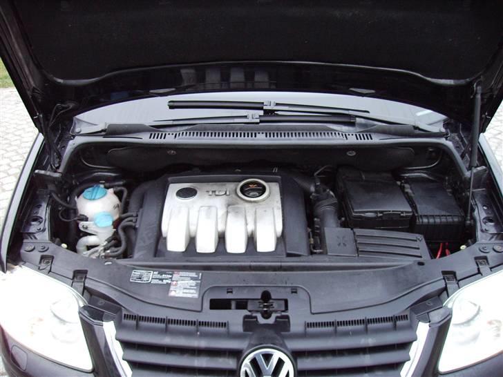 VW Touran TDI -SOLGT - Stalden billede 7