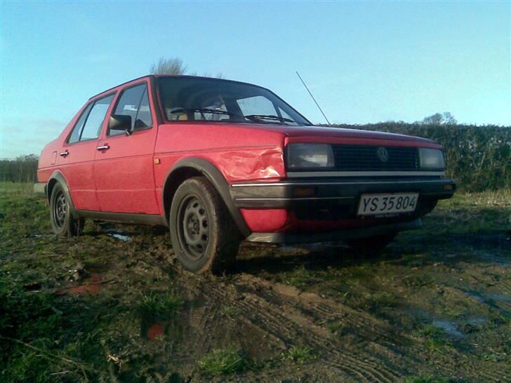 VW Jetta SOLGT billede 3