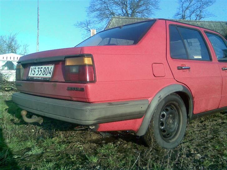 VW Jetta SOLGT billede 4