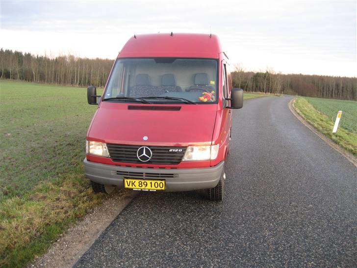 Mercedes Benz Sprinter 212 billede 1