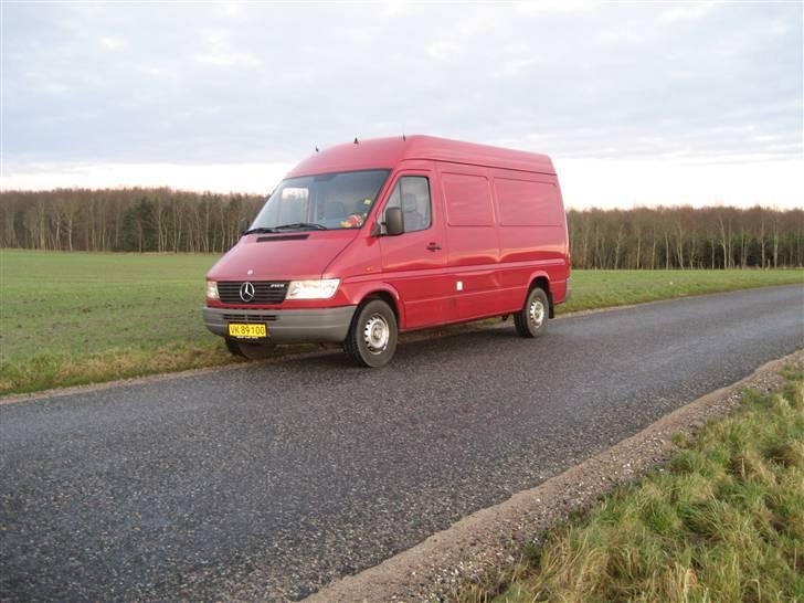 Mercedes Benz Sprinter 212 billede 2