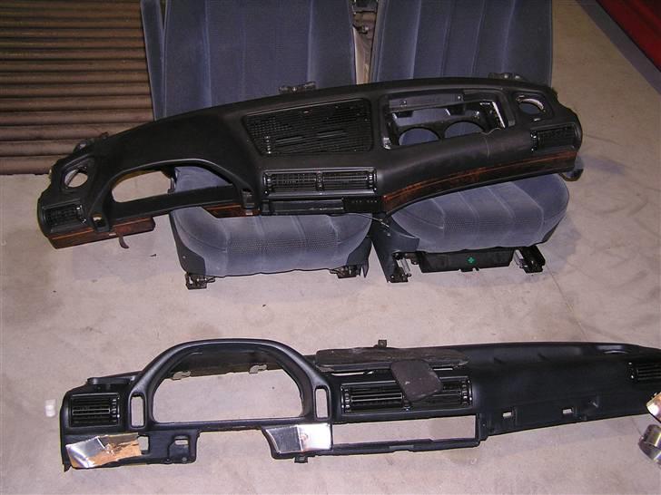 BMW E32 735i ''SOLGT'' - sort vs. blå instrumentbord. billede 17