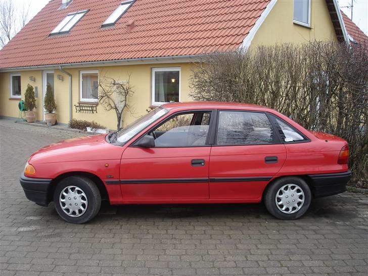 Opel Astra f 1,6i [Tidl. bil] billede 7