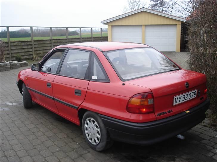 Opel Astra f 1,6i [Tidl. bil] billede 8