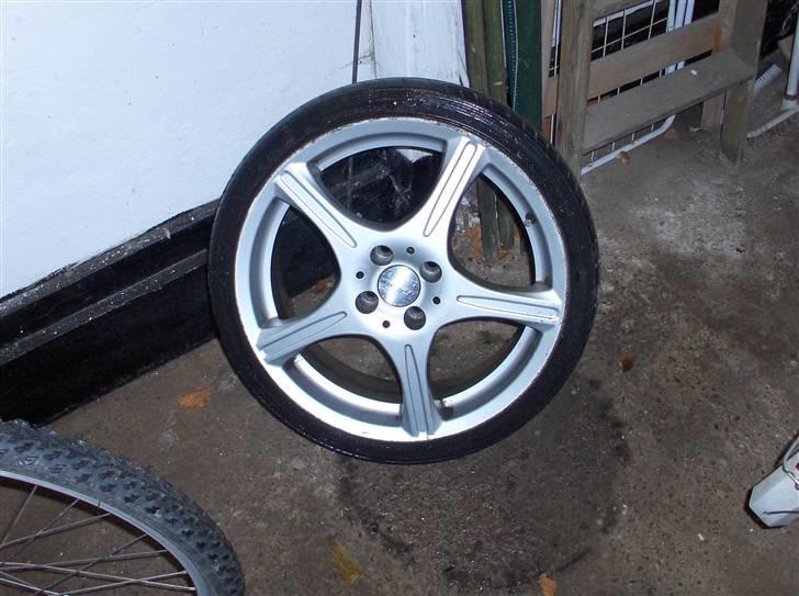 Mazda          323f  1,8gt død billede 7