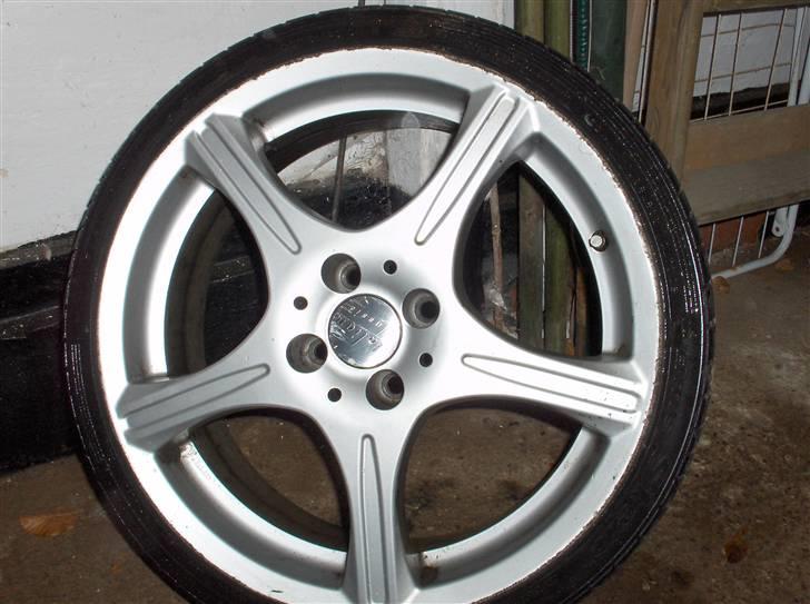 Mazda          323f  1,8gt død billede 8