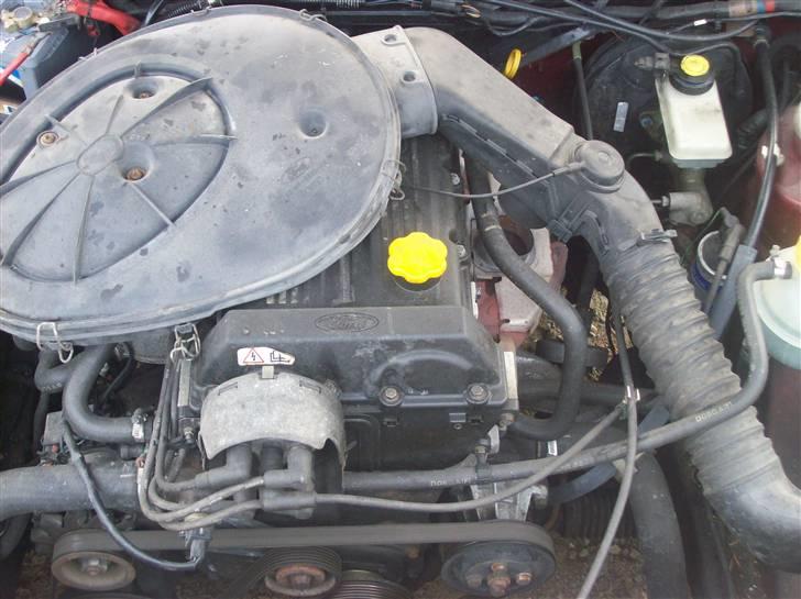 Ford Sierra 2.0 DOCH ¤SOLGT¤ billede 7