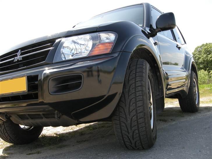 Mitsubishi Pajero 3,2DI-D**SOLGT** billede 3