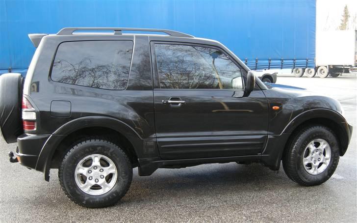 Mitsubishi Pajero 3,2DI-D**SOLGT** - vinterhjul billede 4
