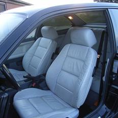 BMW 318 is Coupe -SOLGT-