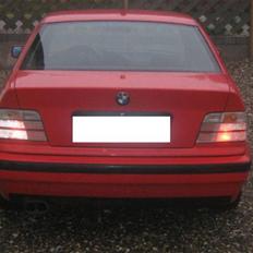 BMW e36 4dørs "SOLGT"