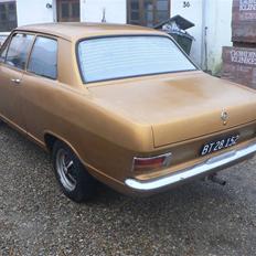 Opel kadett b solgt 