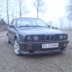 BMW 325i e30 (solgt)