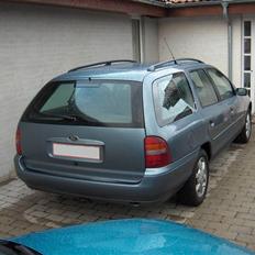 Ford Mondeo GIVET TIL DE GAMLE