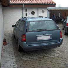 Ford Mondeo GIVET TIL DE GAMLE