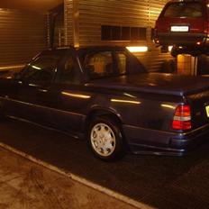 Mercedes Benz 300te 124w Pick-up SOLGT