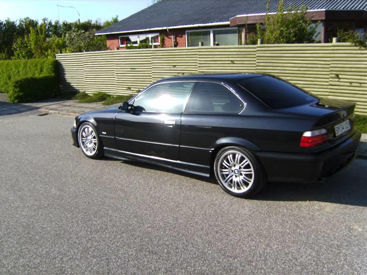 BMW 318 is Coupe -SOLGT- billede 4