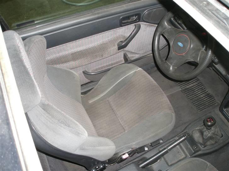 Ford Escort RS 2000 SOLGT - Endelig færdig med rust... billede 20