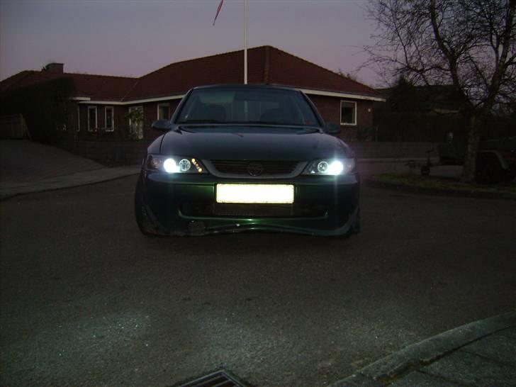 Opel Vectra b  skrottet billede 9