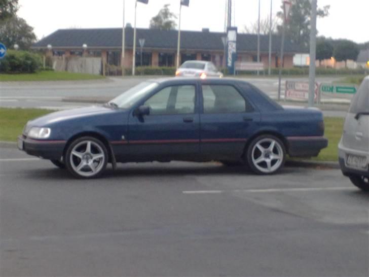 Ford Sierra 2.0 Plaza billede 1