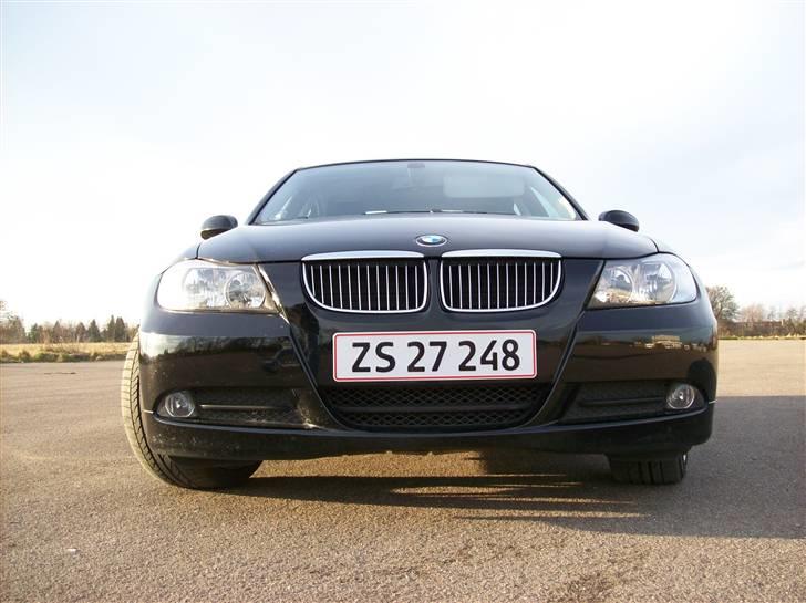 BMW 318d e90 billede 4