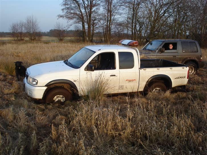 Mazda B 2500 - så gik den ikk længer billede 10