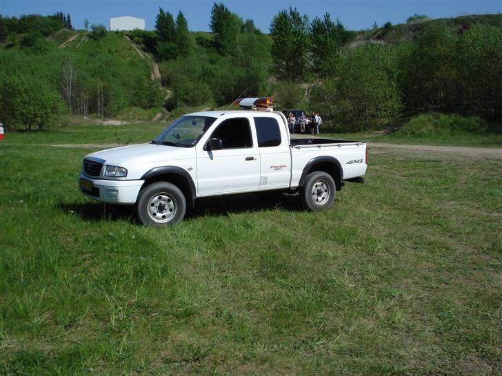 Mazda B 2500 billede 12