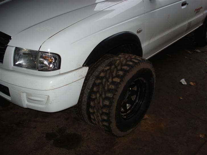 Mazda B 2500 - øv de kunne ikke helt være der billede 13