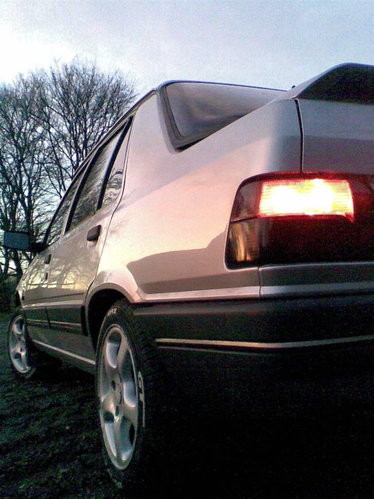 Peugeot 309 1,4 i glx billede 1