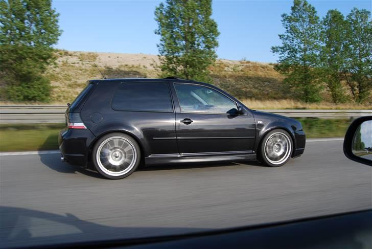 VW Golf R32 billede 7