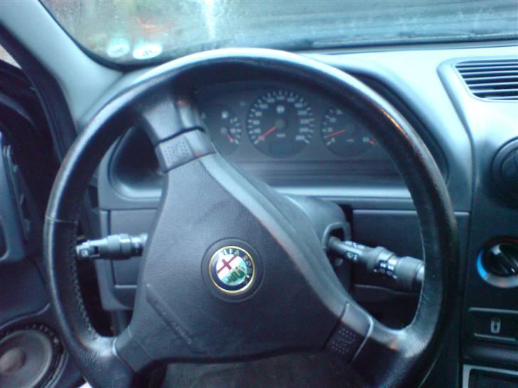 Alfa Romeo 145 billede 12