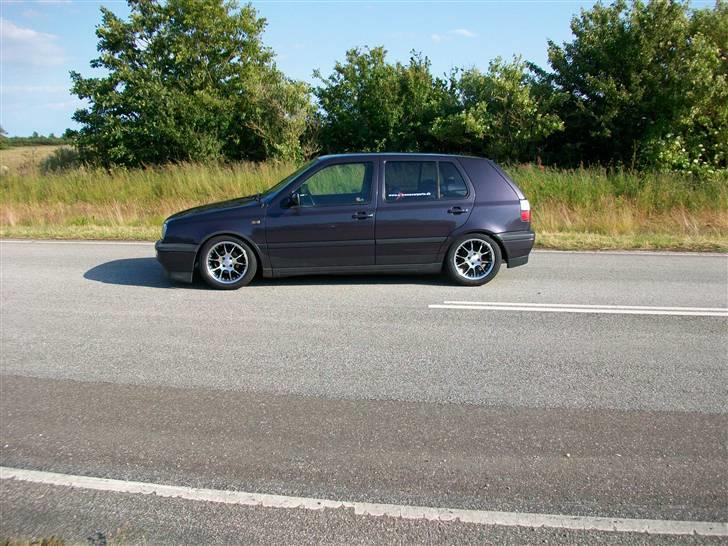 VW Golf 3        *DØD* - med nye keksin kt3 fælge :-) billede 2