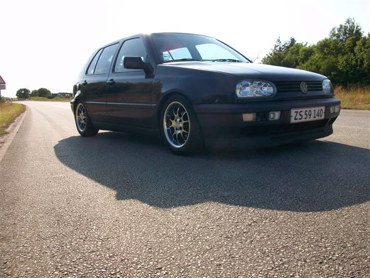 VW Golf 3        *DØD* - nye fælge :-) billede 4