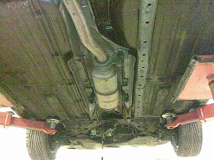 Alfa Romeo 156 2.5 V6 - Et billede af bunden, rigtig rigtig fin... billede 17