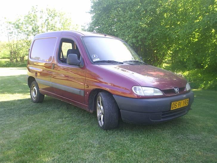 VW Passat 1.8 20v   SOLGT - Min Partner... Altså bilen billede 17